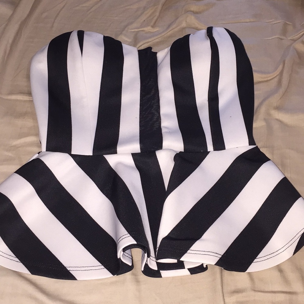 Strapless peplum shirt